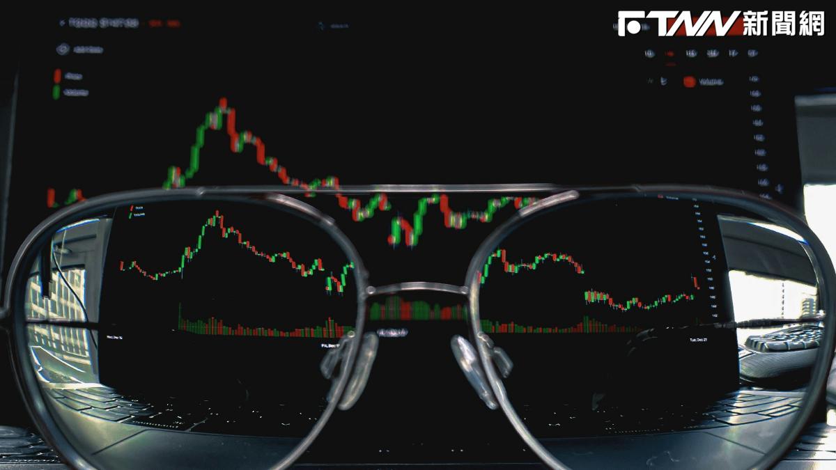 有望打入Google AI眼鏡供應鏈！「光學元件廠」4月獲利飆480%、單周漲近3成　CPO、低軌衛星也通吃