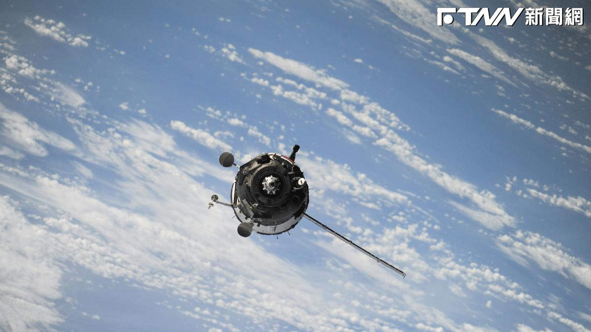 低軌衛星板產出世界第一也沒用！外資暴砍「這家」捲92億　再出清華邦電破5.1萬張