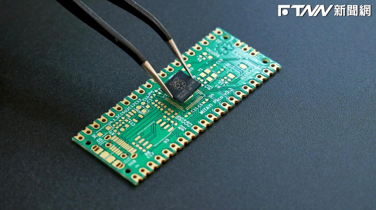 記憶體狂潮再起！三大法人狂砸341億搶進「這兩強」　再補貨力積電破13萬張